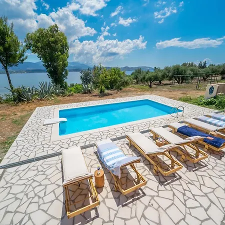 Ostria Villa *