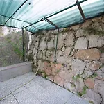 Ostria * Lixouri