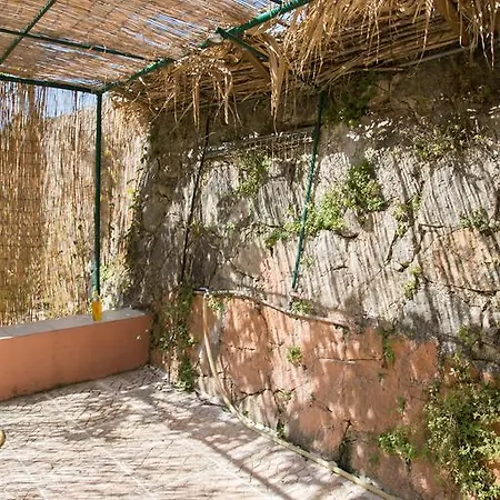 Ostria Villa *