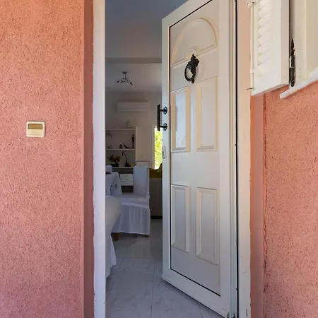 Ostria Villa Lixouri