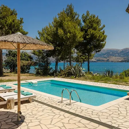 Ostria Villa Lixúri