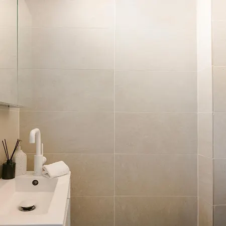 וילה Ostria ליקסורי