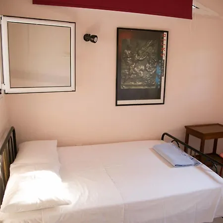 Ostria ליקסורי