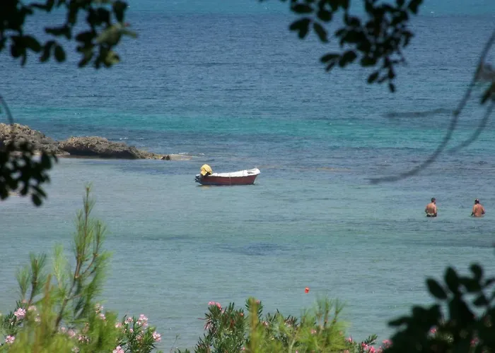 Ostria Villa *